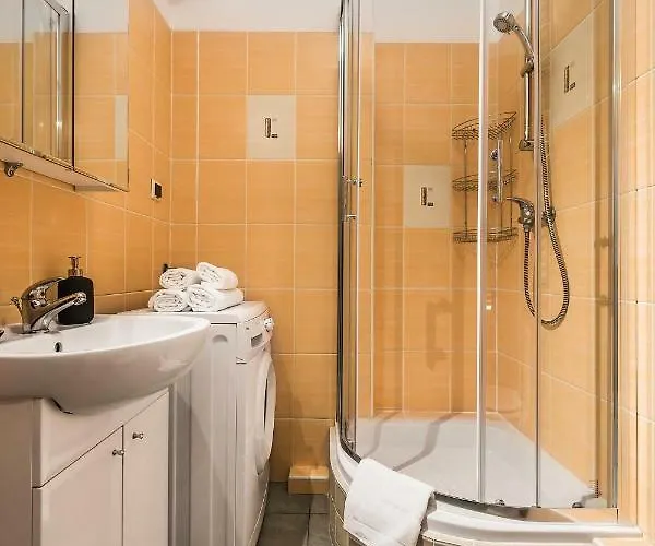 Sea Flats - & Private Parking סופוט